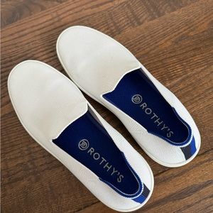 Rothy’s slip on sneakers. White size 8